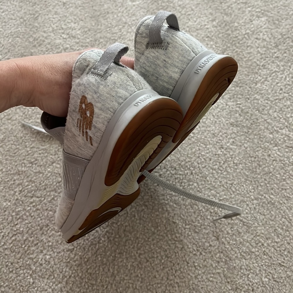 New balance sneakers - Picture 4 of 4